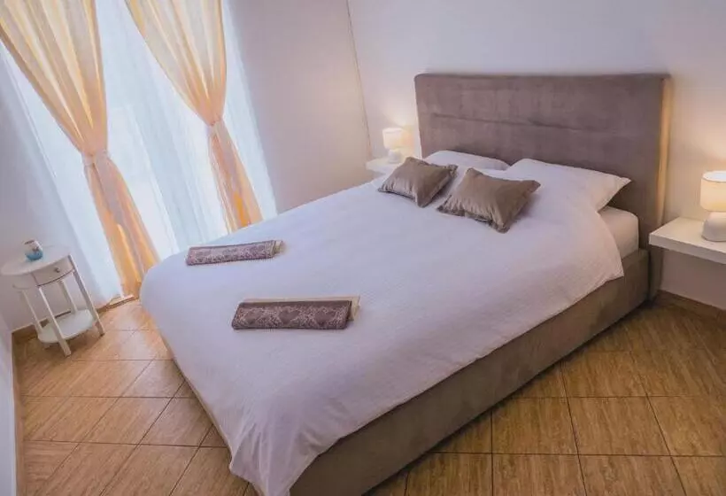 Fotos del hotel Venera Apartments:  23