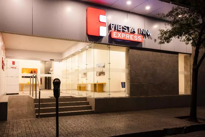 Fotos del hotel Fiesta Inn Express Monterrey Centro:  9