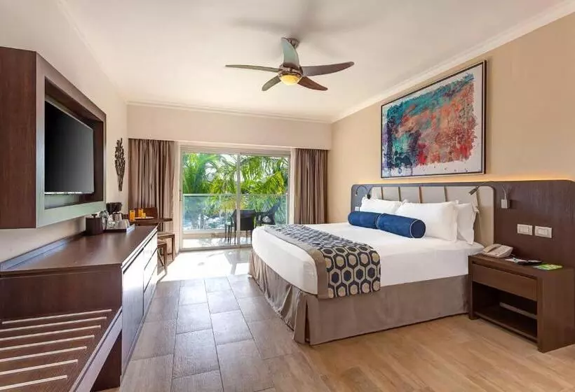 Fotos del hotel Royalton Splash Punta Cana Resort &amp; Spa  All Inclusive:  18