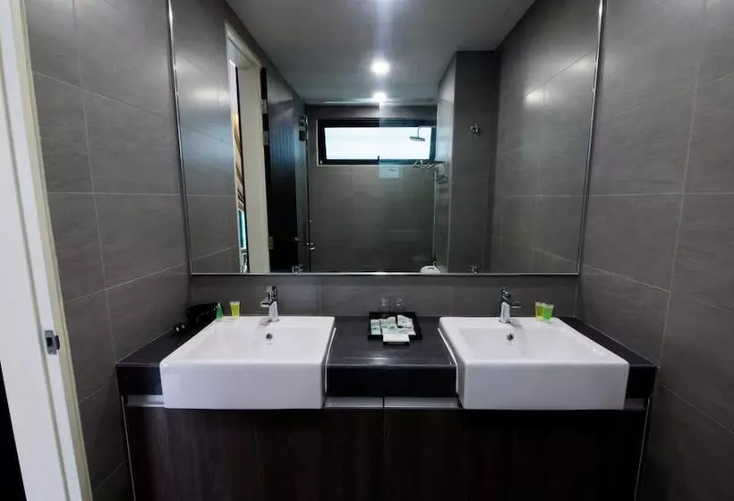 Fotos del hotel Tropical Villa Service Suite:  13