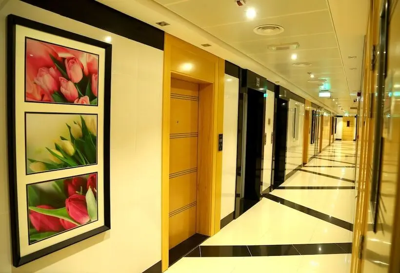 Fotos del hotel Tulip Al Barsha Hotel Apartment:  31