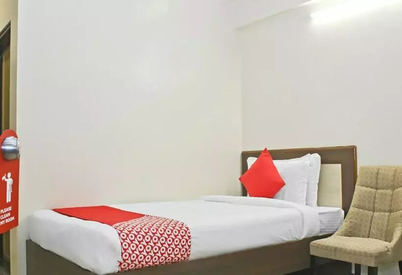 Fotos del hotel Oyo 22792 Hotel Jayratna:  14