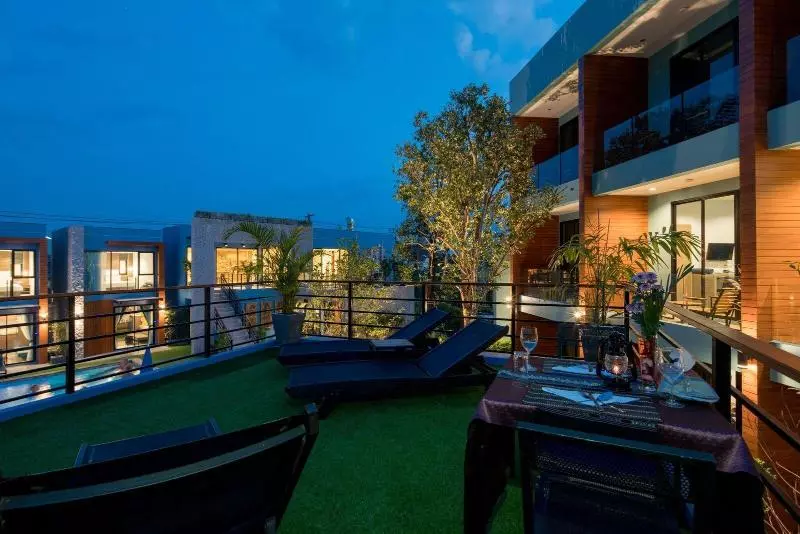 Fotos del hotel Peace Blue Naiharn Naturist Resort Phuket Sha Extra Plus:  5