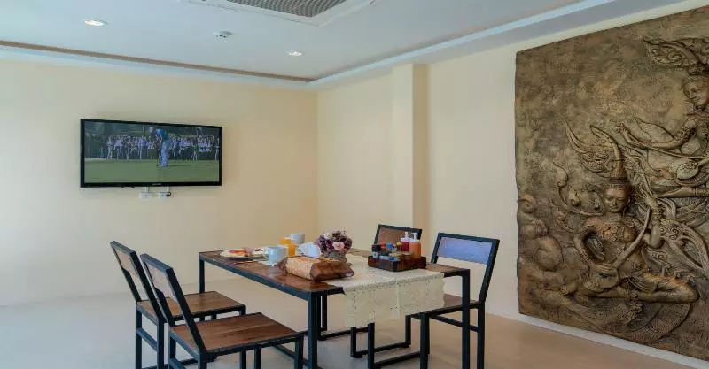 Fotos del hotel Peace Blue Naiharn Naturist Resort Phuket Sha Extra Plus:  9