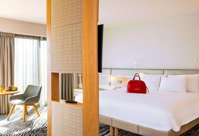 Fotos del hotel Radisson Blu Hotel Bordeaux:  6
