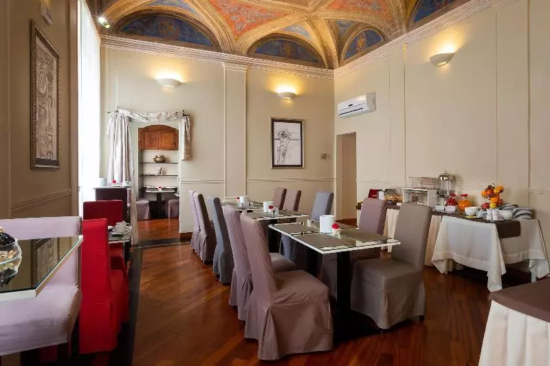 Fotos del hotel Hnn Luxury Suites:  4