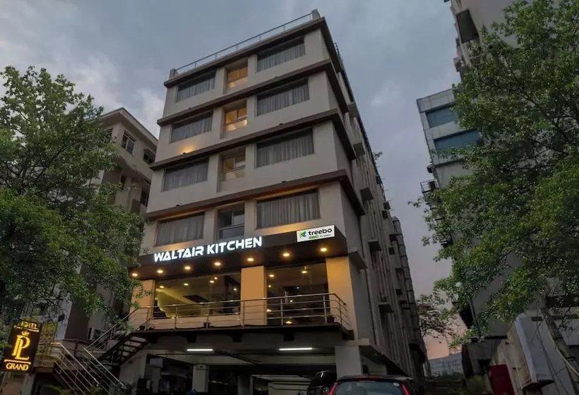 Fotos del hotel Treebo Trend Pl Grand Vishakapatnam:  4