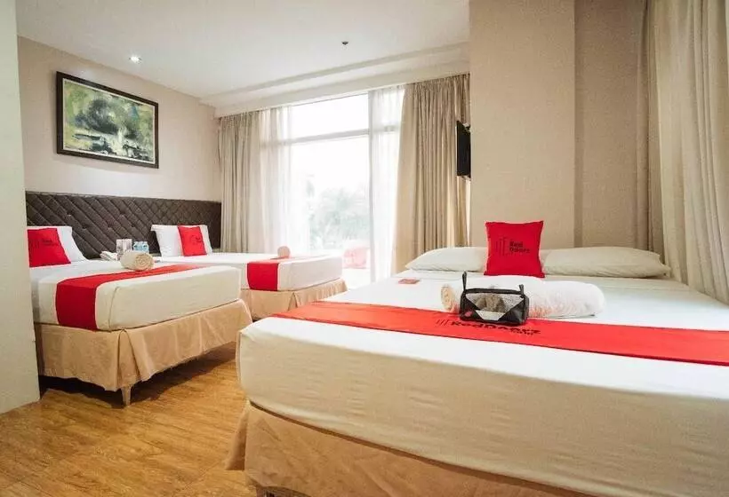 Fotos del hotel Reddoorz Plus Near Cebu Capitol:  11