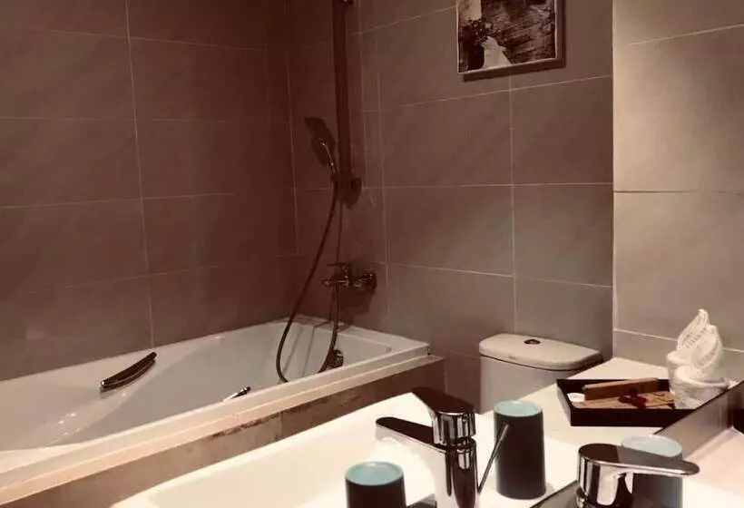 Fotos del hotel Moon Villa And Apartment Danang:  6
