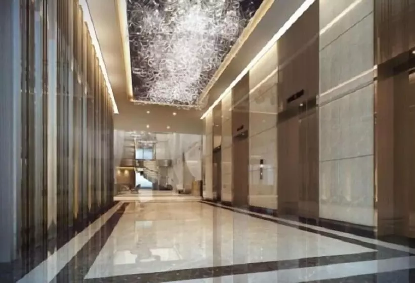 Fotos del hotel Views  & Residences:  2