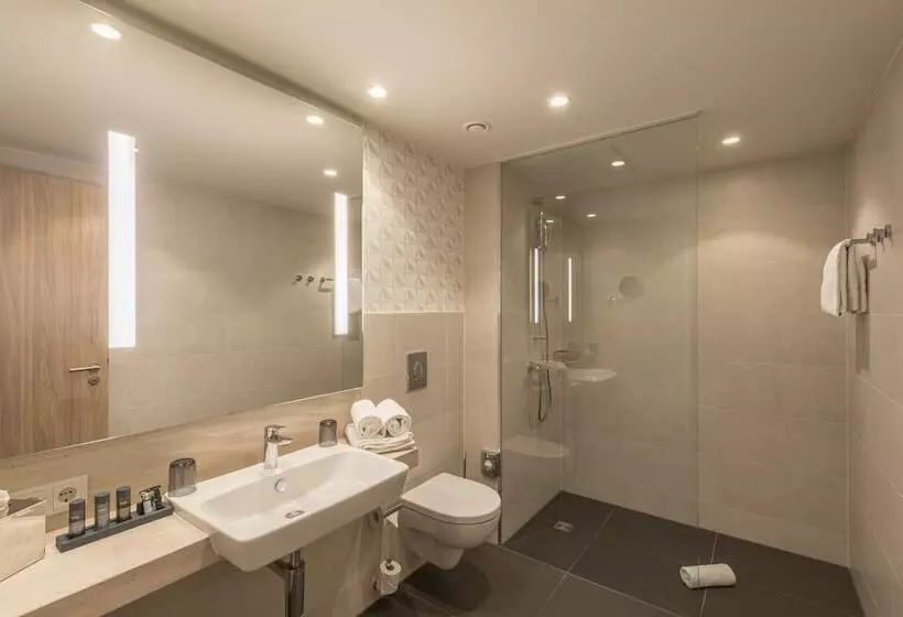 Fotos del hotel Holiday Inn - Hamburg - Berliner Tor, An Ihg:  4