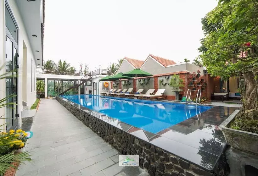 Fotos del hotel River Waves Villa:  17