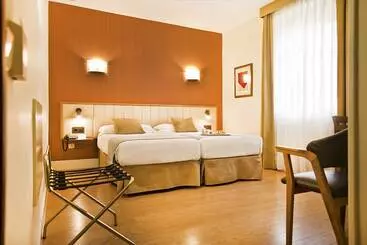 Hospedium Hotel Los Condes - Madrid