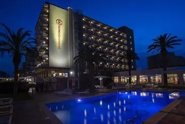 Monterrey Roses By Pierre & Vacances - Roses