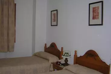 Hostal Restaurante La Muralla - Cañete