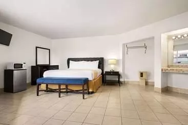 Travelodge By Wyndham Las Vegas - Las Vegas