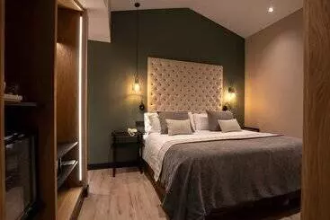 Grand Pas by Nexta - Pas de la Casa