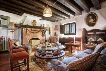 Casa Palaciega El Cuartel - Medinaceli