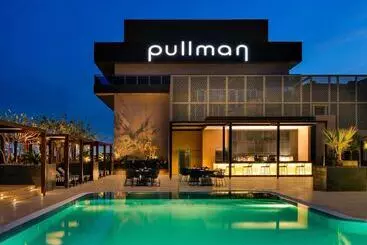Pullman Dubai Creek City Centre - Dubai