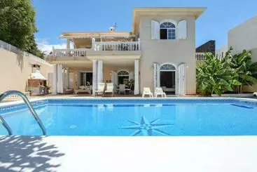 Villa La Concha Beachfront Heated Pool - Playa del Cable