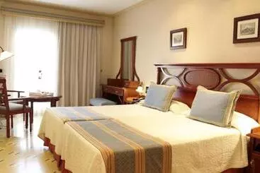 Reveron Plaza - Los Cristianos