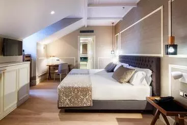 Catalonia Las Cortes - Madrid