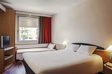 Ibis Barcelona Molins De Rei - Molins de Rei
