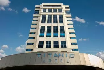 Titanic Business Kartal - Istambul