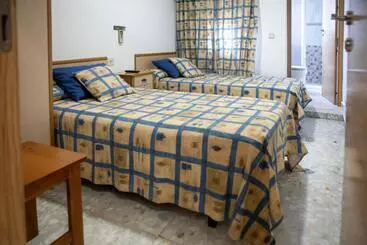 Pensión Dos Hermanas - Bolanyos de Calatrava