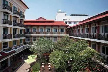 Rambuttri Village Plaza - Bangkok