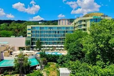 Palm Beach Hotel   All Inclusive With Free Beach Package & Private Beach - Golden Sands
