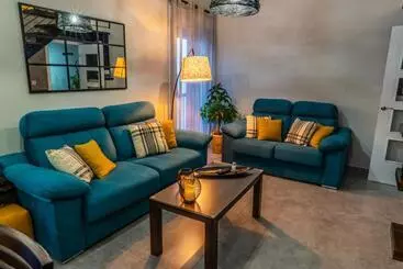 Apartamentos Turísticos El Altozano - Fuentes de Leon
