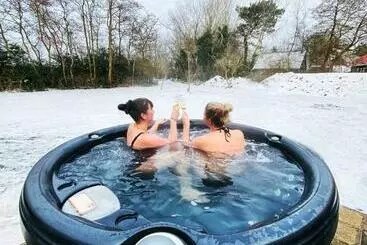 The Island Life Texel Met Jacuzzi - De Koog