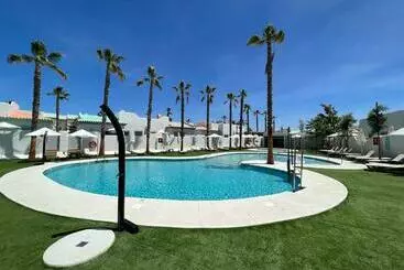 On City Resort Apartments - Almonte