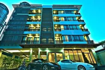 The Present Sathorn - Sathorn