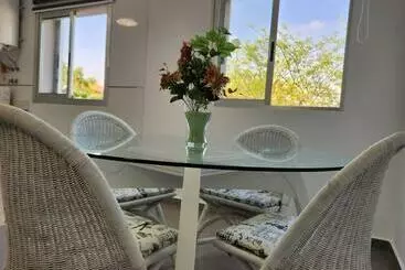 Apartamento En Les Alqueries Con Aire Acondicionado - Alquerias del Ninyo Perdido