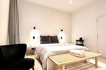Cozy Bed And Breakfast At European Commision - Etterbeek
