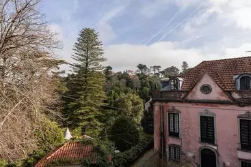 Sintra Wow   Unique Double Smart Room In 17th Century Palace! Hot Tub, Snooker, Bbq, Ps5, Sauna, Gym - Sintra