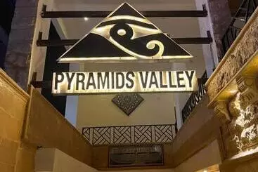 Pyramids Valley Boutique - Cairo