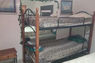 Weaving Mill Aruba Hostel Bed And Coffee - Oranjestad