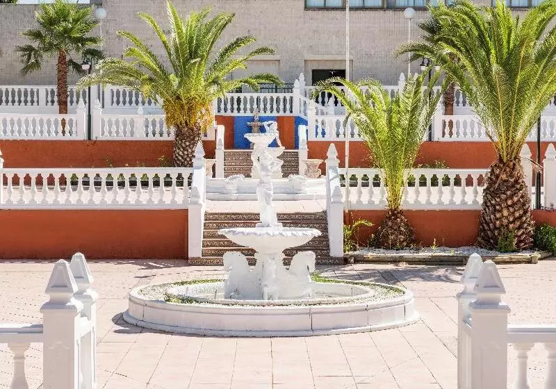 Fotos del hotel Ilunion Las Lomas:  9