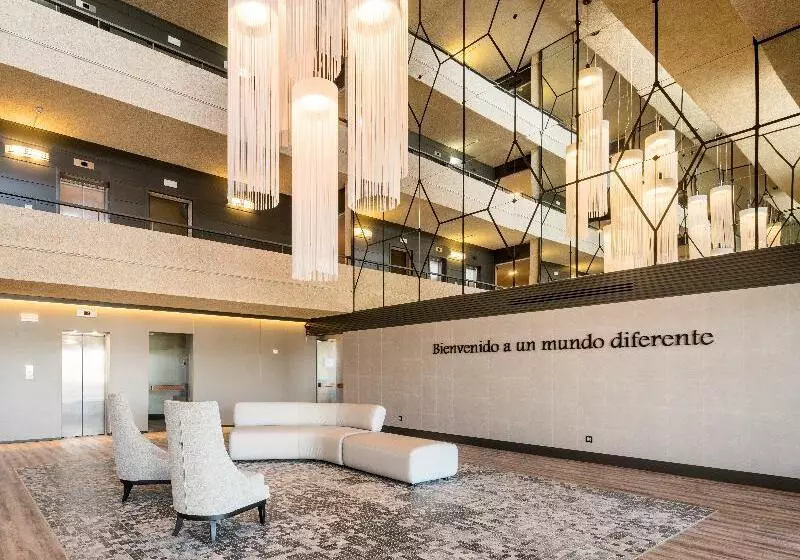 Fotos del hotel Ilunion Las Lomas:  3