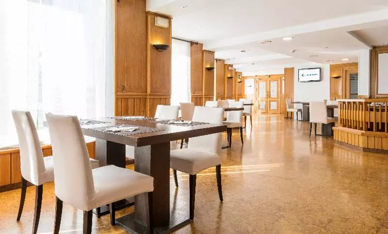 Fotos del hotel Ilunion Las Lomas:  15