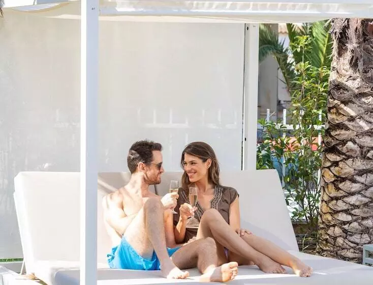 Fotos del hotel Js Yate:  12