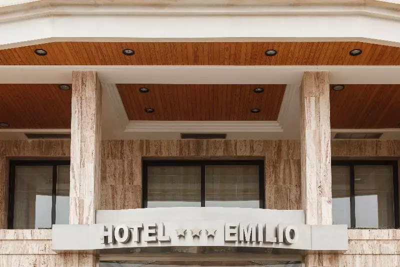 Fotos del hotel Restaurante Emilio:  9