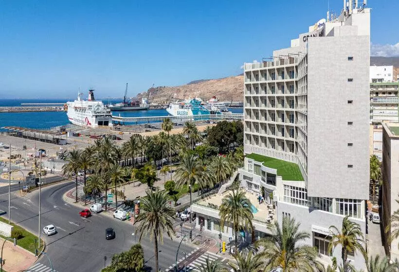 Fotos del hotel Ohtels Gran Hotel Almeria:  42