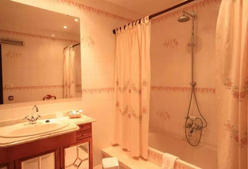 Fotos del hotel Petit Hotel Ses Rotges:  11