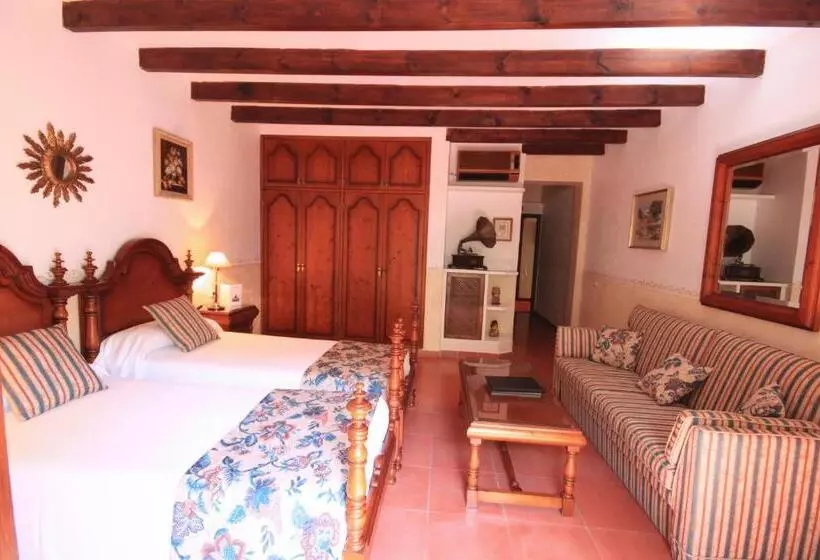 Fotos del hotel Petit Hotel Ses Rotges:  8