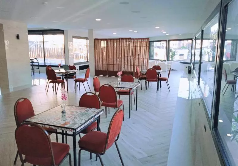 Fotos del hotel 153:  15