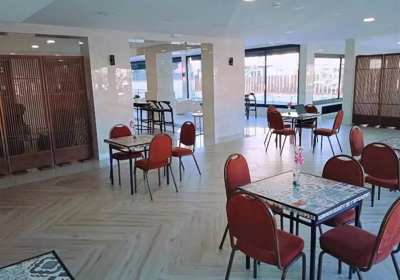 Fotos del hotel 153:  22